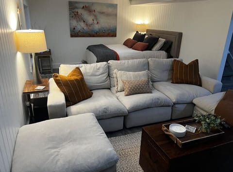Suite with Queen Bed, family room large screen TV