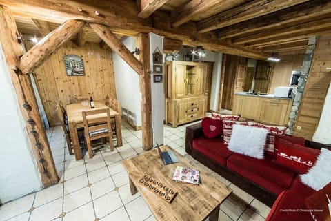 La piece de Vie spacieuse et chaleureuse