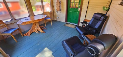 Sip coffee on the screened-in porch and start your day relaxed.