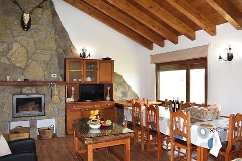 House | Living area | Flat-screen TV
