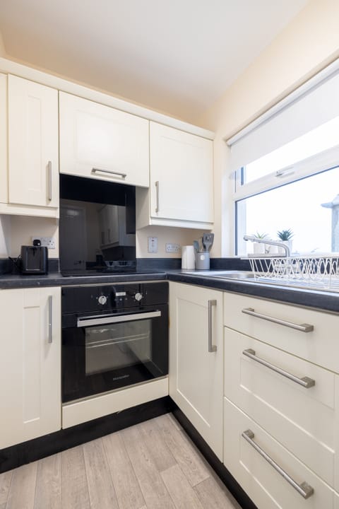 bd5b658a-f918-415a-8b22-fbe463c93dab