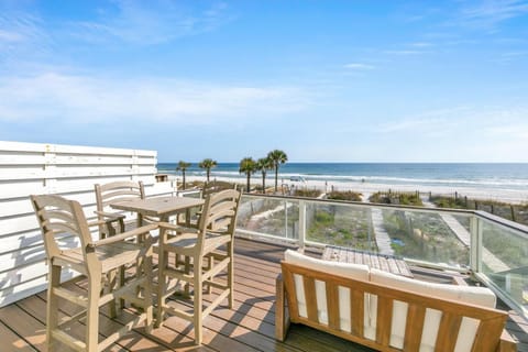 House, Multiple Beds (Beachside West 13) | Outdoor dining
