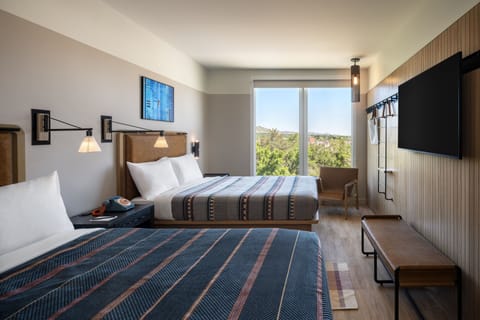 Down comforters, desk, laptop workspace, free WiFi