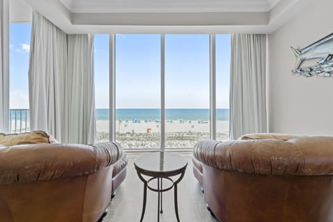 Condo, Multiple Beds (Mediterranean West 301) | Interior