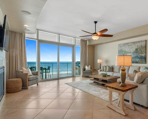 Condo, Multiple Beds (Turquoise C406) | Living area | TV