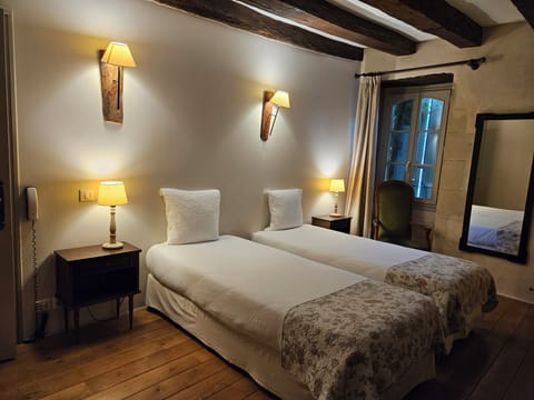 Standard Twin Room | Individually decorated, individually furnished, desk, soundproofing