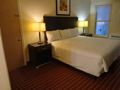 Basic Single Room | Free WiFi