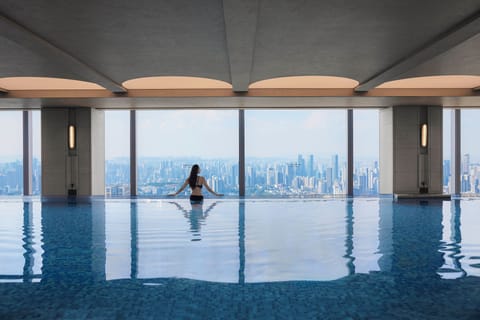 Exercise/lap pool