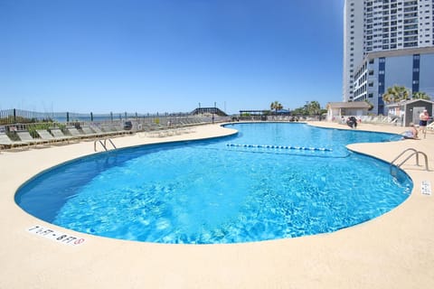 Beach Front Pool (1of6 @ the Resort)
Onsite Food, Entertainment/Gym, Pickle Ball