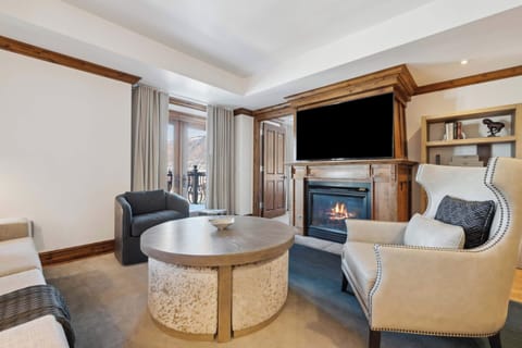 AspenMtnResidences-29B3-4048