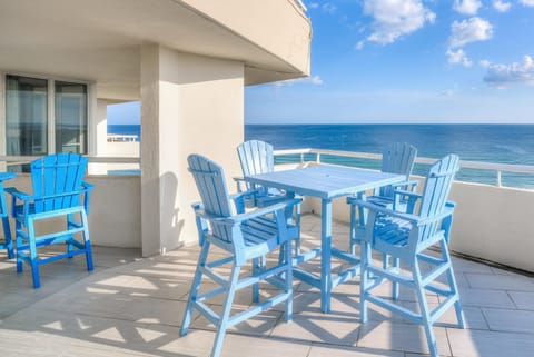 Condo, 1 King Bed with Sofa bed (Perdido Sun 916) | Outdoor dining