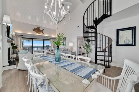 Condo, Multiple Beds (Shipwatch C301) | Dining