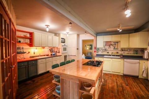 Kitchen off of main living area