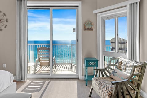 Condo, Multiple Beds (Empress 1101- Sea Forever) | Interior