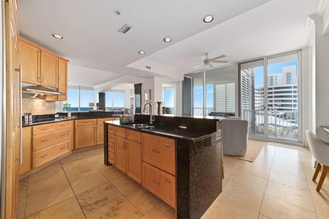 Condo, Multiple Beds (Mediterranean West 302) | Private kitchen | Oven, toaster, paper towels