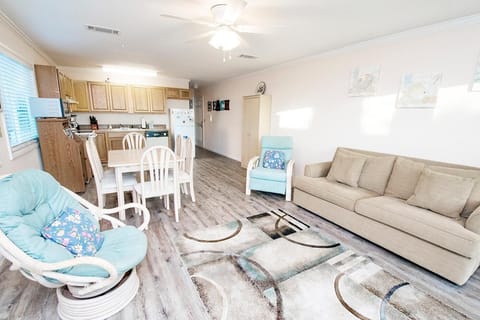 Condo, 1 King Bed with Sofa bed (Ramsgate 3) | Living area | TV