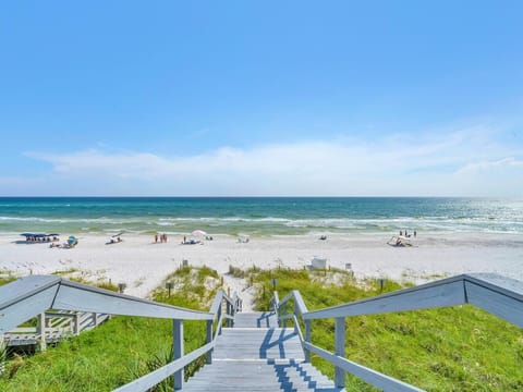 Condo, 1 King Bed with Sofa bed (Ramsgate 3) | Beach | On the beach