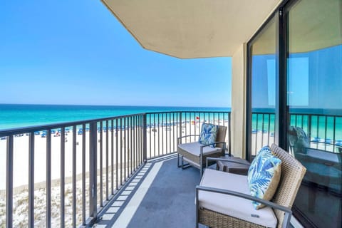 Condo, 1 King Bed with Sofa bed (Sunbird 508E) | Property grounds