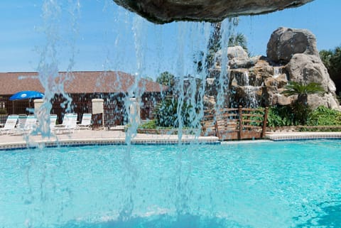 House, Multiple Beds (Portside K5) | Pool | Outdoor pool, a heated pool