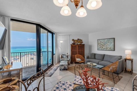 Condo, 1 Queen Bed with Sofa bed (Sunbird 609E) | Living area | TV