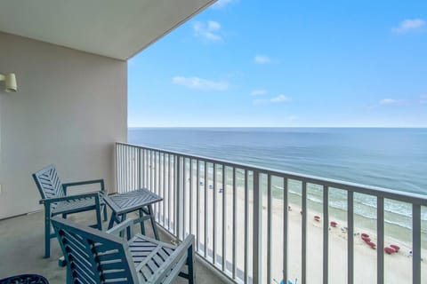Condo, 1 King Bed with Sofa bed (Windemere 1204) | Property grounds