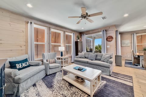 House, Multiple Beds (Romeo Beach Cottage 6) | Living area | TV