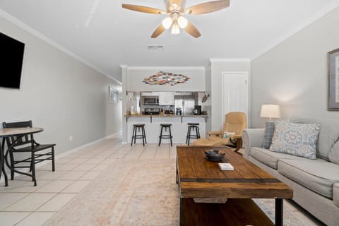 Condo, 1 King Bed with Sofa bed (Shore Break) | Living area | TV