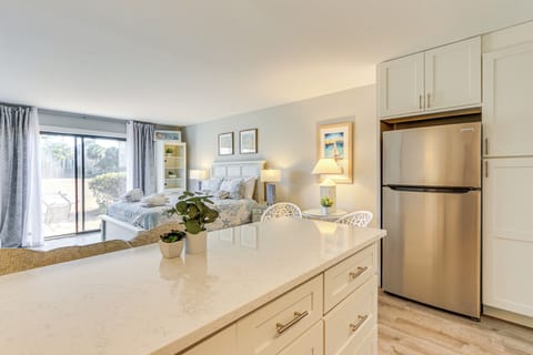 Apartment (0 Bedroom) | Interior