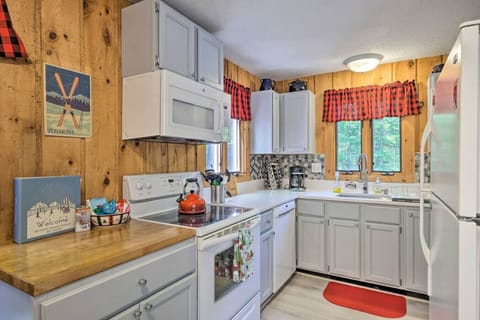 Fully equipped kitchen