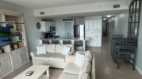 Beautifully remodeled kitchen!