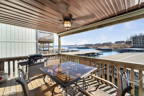 LAKEOZARKVACATION.COM