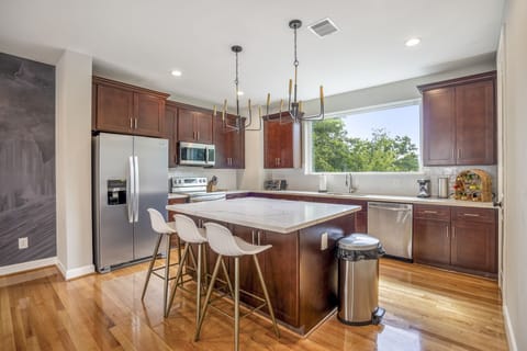 House | Private kitchen | Full-size fridge, microwave, oven, stovetop