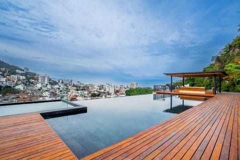 Amazing unit at the brand-new building Oasis at River Cuale