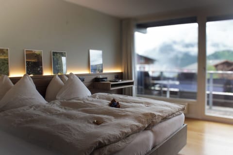 Double Room, Balcony (Wonderful) | Hypo-allergenic bedding, down comforters, desk, free WiFi