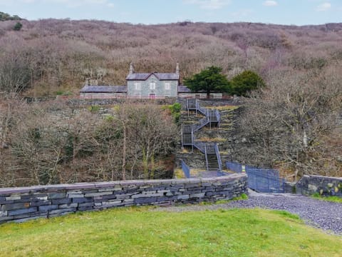Ysbyty Chwarael/Quarry Hospital used by the Quarry men of Dinorwic | Maes Derlwyn, Llanberis, near Caernarfon