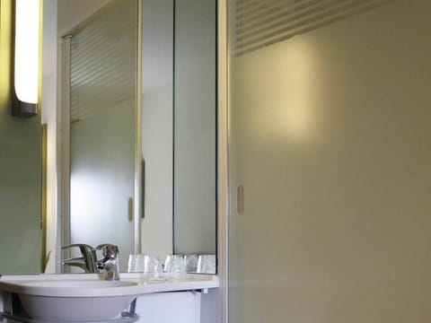 Desk, laptop workspace, soundproofing, iron/ironing board