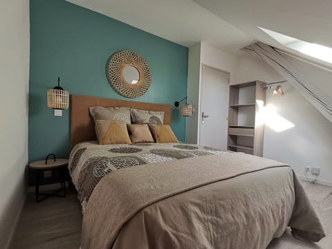 Chambre avec lit queen size