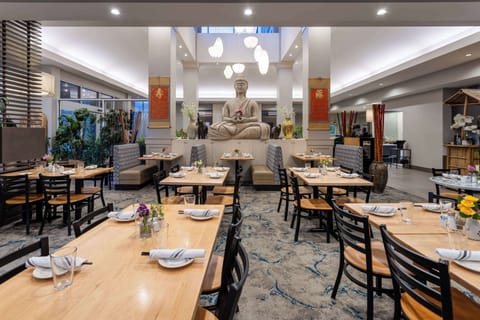 Breakfast, lunch and dinner served