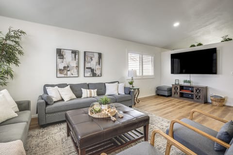 Las Vegas Vacation Rental | 3BR | 2BA | 1,599 Sq Ft