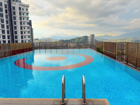 Rooftop pool