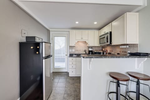 Apartment (1 Bedroom) | Interior