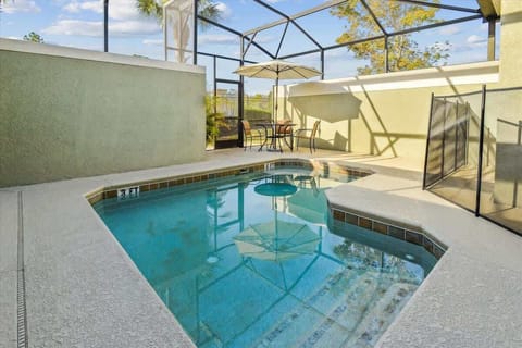 Private pool
