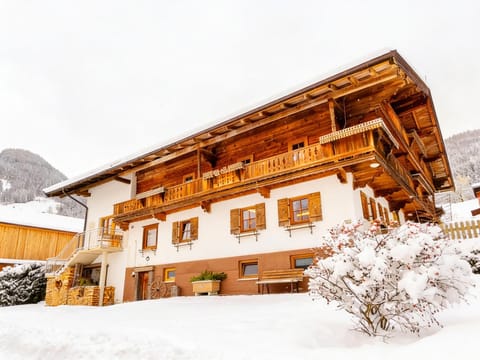 Holiday Home Exterior [winter]