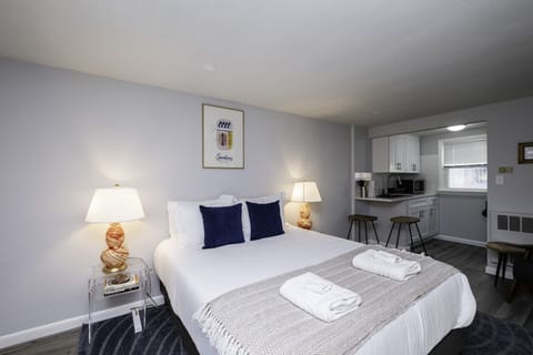 Sink into a cloud. Our premium mattress is topped with a plush topper for the ultimate sleep experience.