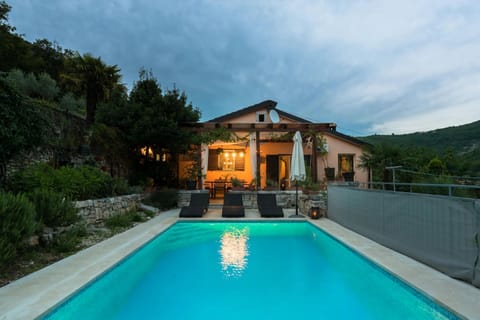Holiday Home Swimming Pool