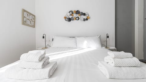 Apartment (1 Bedroom) | Interior