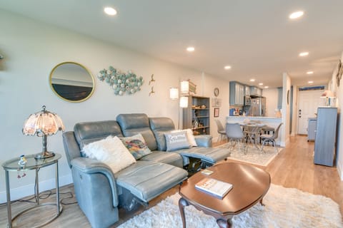 Galveston Vacation Rental | 2BR | 2BA | 900 Sq Ft | Step-Free Access (Elevator)