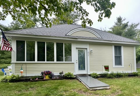 Cottage #211 Exterior 