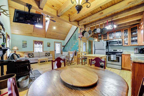 House (2 Bedrooms) | Interior