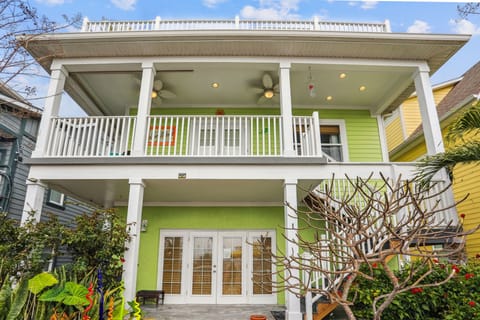 "Gulfport Getaway" Exterior